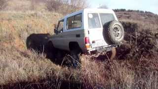preview picture of video 'Off-Road Bulgaria - 17.11.2013 - Byala Slatina - 6'