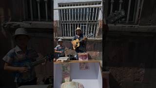 Le dí una gran bendición y me rechazó el dinero ??