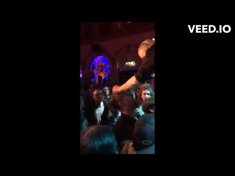 SIGMA Michael Gira pulls SOY MALE'S hair at Swans concert
