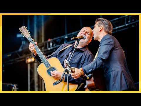 BLØF & Danny Vera – Dancing in the Dark (Live op Concert at SEA 2023)