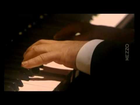 Beethoven Sonata N° 06   Daniel Barenboim