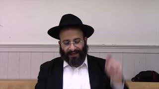 תוספת בניה ללא אישור השכנים (הרב אלחנן משה נחמנסון) - התמונה מוצגת ישירות מתוך אתר האינטרנט יוטיוב. זכויות היוצרים בתמונה שייכות ליוצרה. קישור קרדיט למקור התוכן נמצא בתוך דף הסרטון