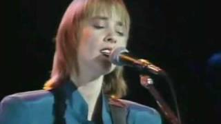 Suzanne Vega - Straight Lines (Live @Royal Albert Hall 1986)