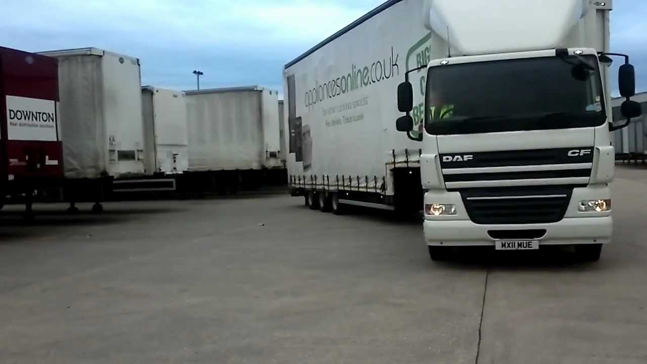 AND THAT'S HOW IT'S DONE!  Marie reversing an articulated vehicle.