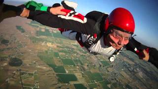 preview picture of video 'Americas 2011 - Skydiving in Star, ID'