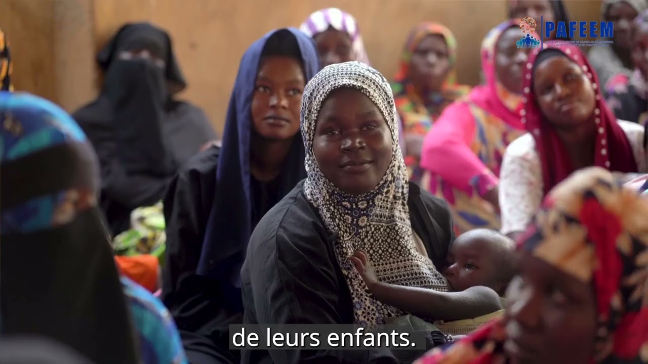 Les "Mamans Lumières" changent la donne à Bagoundjié grâce au PAFEEM