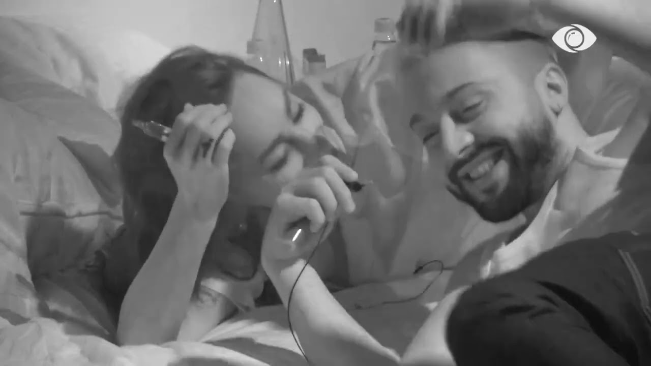 “Na ishte njëherë një vajzë dhe një djalë”/ Egli rrëfen historinë me Gjestin në formë përralle