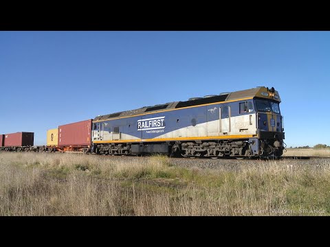 QUBE Ultima Broad Gauge Container Train With G515 (28/6/2021) - PoathTV Australian Railways
