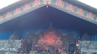 Download lagu OPLET TUA iwan fals Mataram kuno mp3 Download lagu OPLET TUA iwan fals Mataram kuno mp3