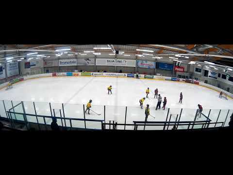 E1-06 AAA-Aluesarja, Ässät Black vs.  Lukko Sininen