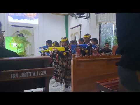  Ansambel anak-anak PPA GMIT Bethesda Tarus