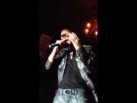 MC Y2K - BAILA BAILA