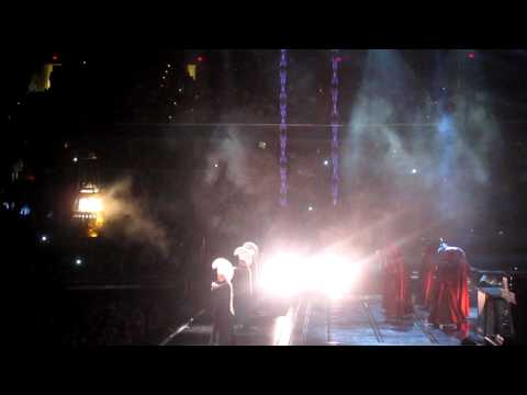 MDNA Opening Number: GGW (Offer Nissim Remix)