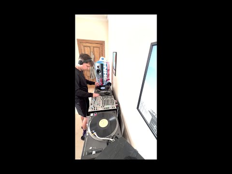 Slippin Discs in the mix 002 - UKG / Speedy G / Bassline