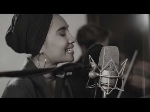 Emmit Fenn - Modern Flame (Feat. Yuna) (Tracey Video Remix)