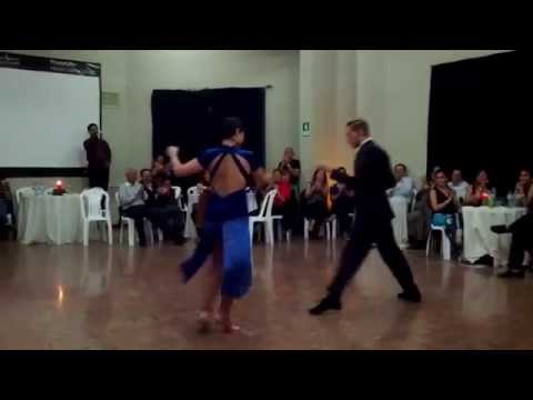 Luisa Calle y Jhonatan García en Lima, Milonga La Porteña 1/4