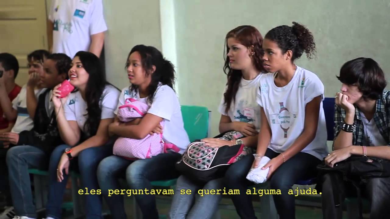 Documentário Educação para a Paz - Português