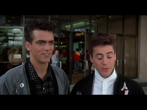 Weird Science  Movie Trailer / Tuhaf Bilim Fragman 1985