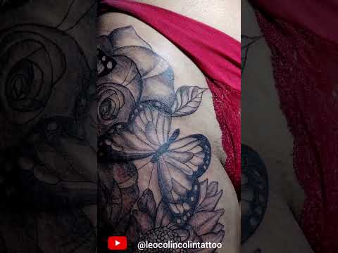 tatuagem de girassol com Borboleta whip shading tattoo Leo  Colin tattoo floral