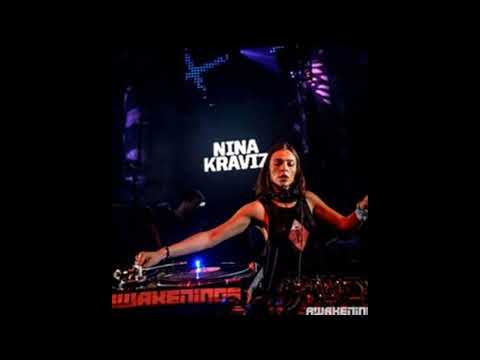 Jay Byrne - Half Way Crooks