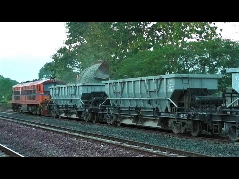 Early Morning Ballast Train, Loading & Departure - Thailand Northern Line, State Railway of Thailand