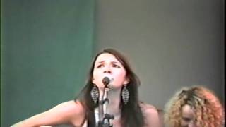 Matraca Berg - Strawberry Wine