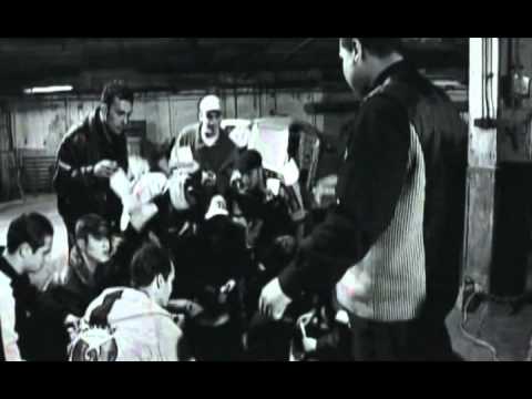 La Familia cu Marijuana - Tupeu de Borfas (1999)