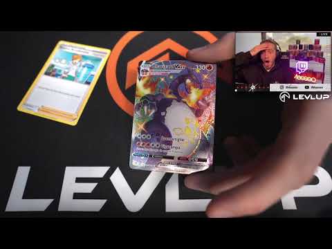 Il Masseo trova Charizard VMax Shiny