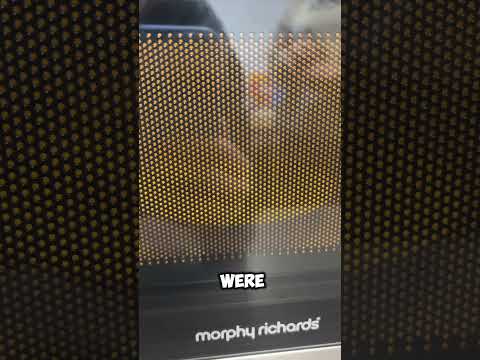 What happens when you microwave your marshmallows? Let’s find out! 🙊 #marshmallow #food #sweet