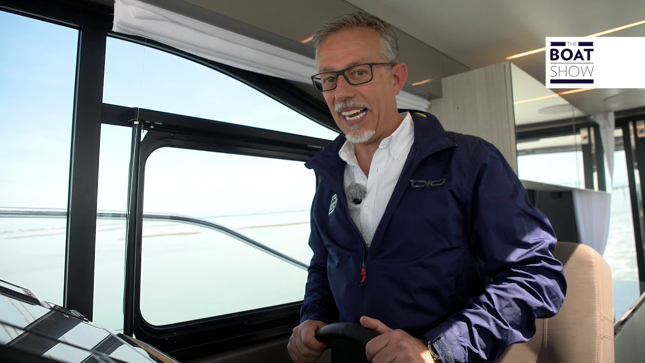 Тест-драйв Cranchi T36 Crossover от The Boat Show