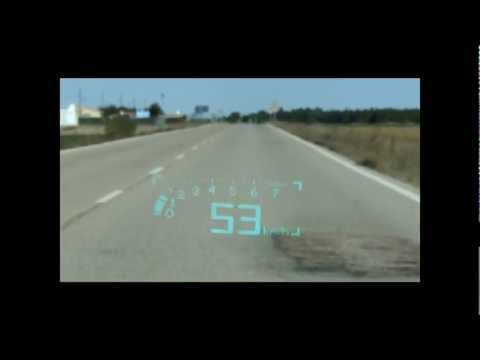Chevrolet Corvette. Head Up Display (proyección de información de ayuda sobre parabrisas)