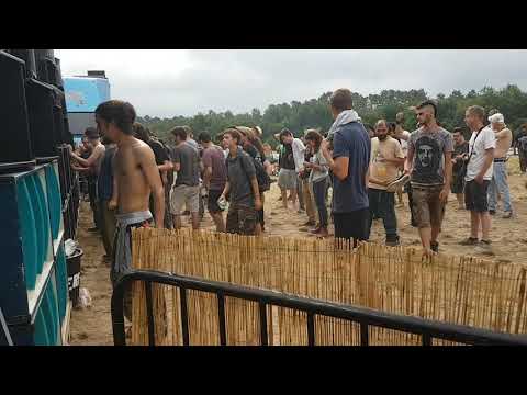 Free Party - Arenui/AK - Hertz23