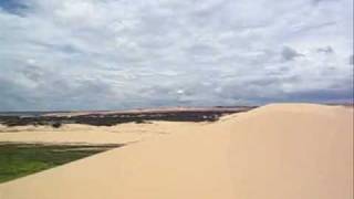 preview picture of video 'Vietnam, Sulle dune di Mui Ne'