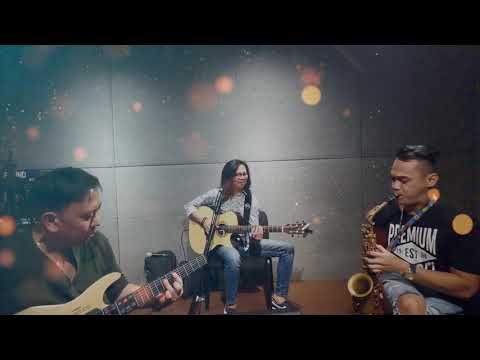 Misty Glass Window - Pido (Nov 30 2020)