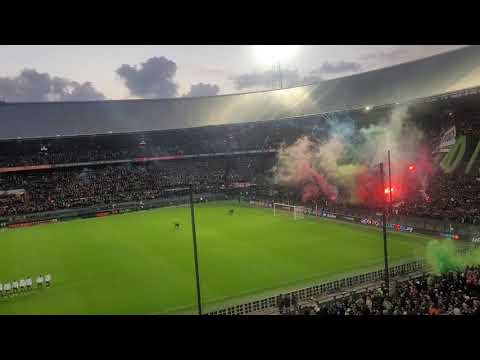 Pyrotechnik der Feyenoord Hooligans in der Conferenz League  gegen Union Berlin