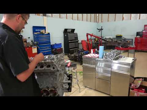 5.0L Coyote Build Pt.4 - Head Installation