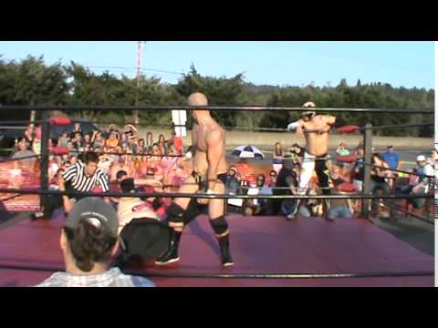 WPW: Avarice & Dave Turner vs. Christopher Ryseck & The Ideal Protection - 8.23.2014