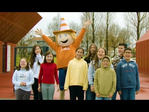 Apresenta&ccedil;&atilde;o da Academia do Alertinha pela Presidente da C&acirc;mara Municipal de Matosinhos