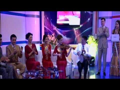 Gurban Gurbanow - Mahmal owaz (Çal sazanda gepleşigi)