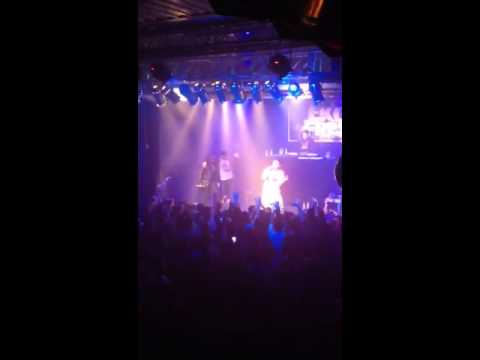 eko fresh & massiv & sinan g-ado und serc LIVE!!MÜNCHEN backstage 14.03.2013 ek to the roots tour