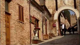 preview picture of video 'GRADARA,  De Marche, Italia. Italië.'