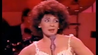 Shirley Bassey - Nobody Does It Like Me / S&#39;Wonderful (1985 Cardiff Wales Concert)