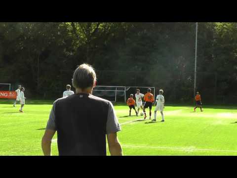 26 sept 2015 Breukelen C2 - VV De Meern C2 com 0-15 Doelpunt Maurits, assist Daan (0-13)