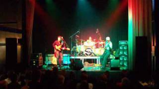 David Gilmore Trio w/ Victor Bailey & Will Calhoun - "T-Neck Blues"