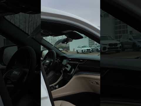 2025 Jeep Grand Cherokee L Limited 4x4 in White for sale at Moose Jaw Toyota in Moose Jaw, SK