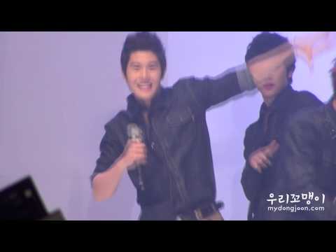 [FANCAM]121031 ZE:A Dongjun - Body to Body
