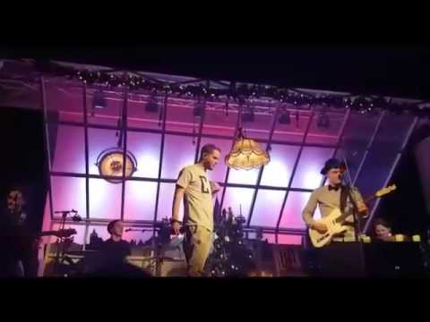 Mo-Torres, CatBallou & Lukas Podolski - "Liebe Deine Stadt" // Weihnachtskonzert // live in Refrath