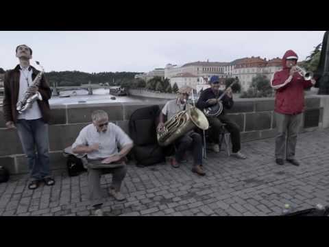 Best Street Jazz Ever! Bridge Band - Prague Charles Bridge