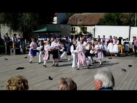 35. Martínkovské krojované hody Martínek s pásmem Sedláci 2017