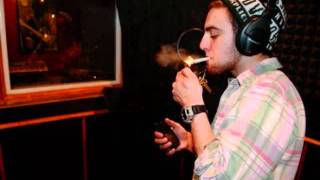 Mac Miller - Girl In The Palm Of My Hand (Unreleased 2011 )